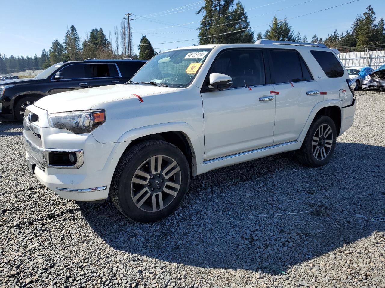 Photo 0 VIN: JTEBU5JR6J5573993 - TOYOTA 4RUNNER 