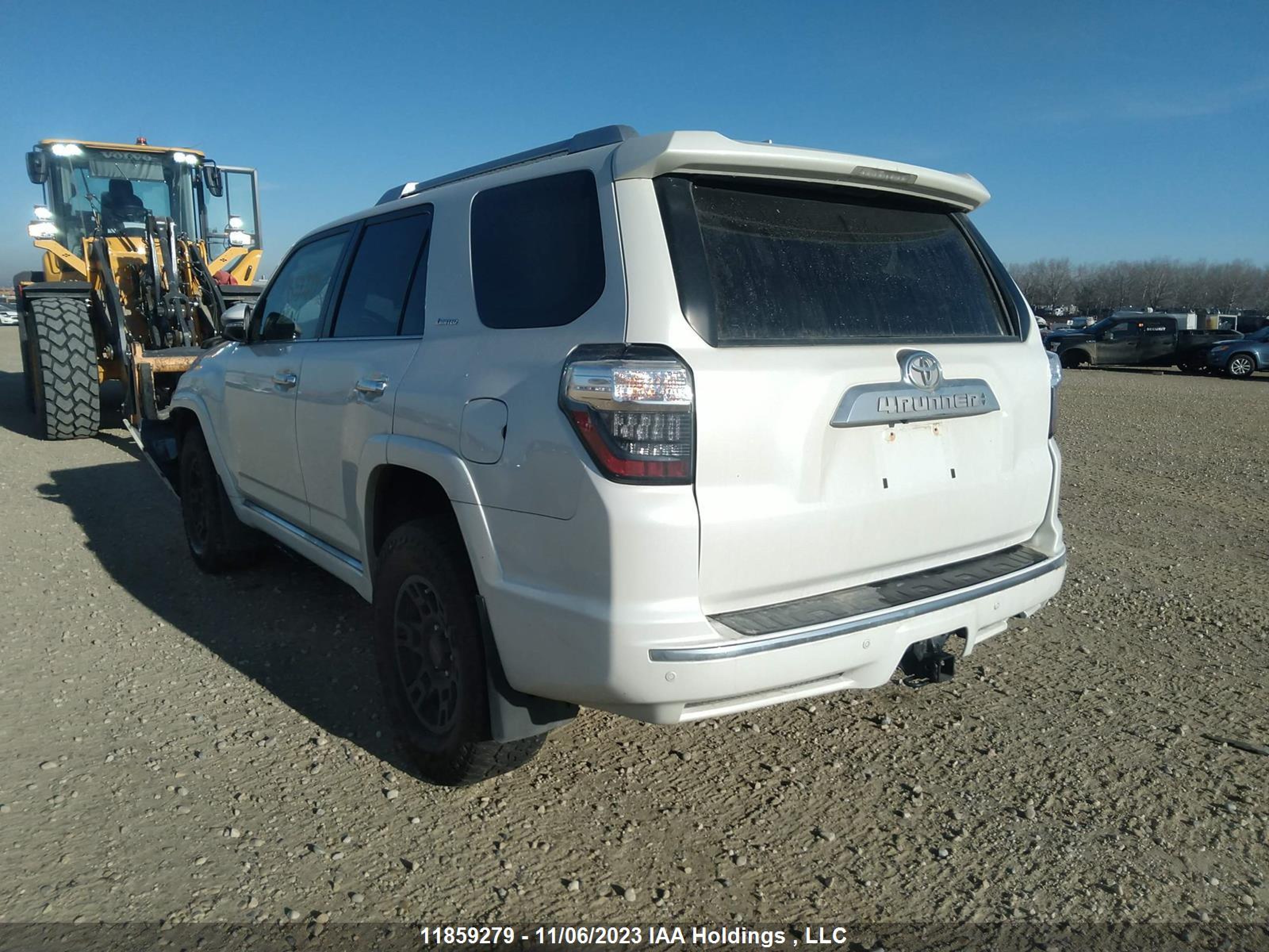 Photo 2 VIN: JTEBU5JR6J5575114 - TOYOTA 4RUNNER 