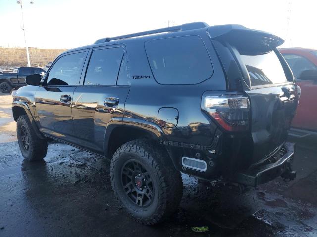 Photo 1 VIN: JTEBU5JR6J5582452 - TOYOTA 4RUNNER 