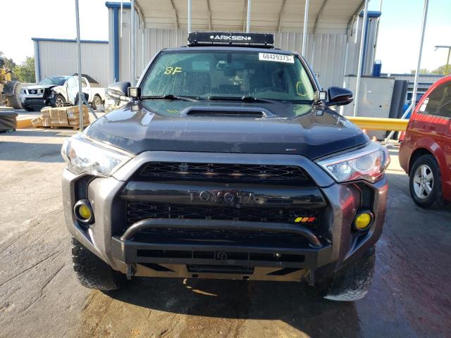 Photo 4 VIN: JTEBU5JR6J5594827 - TOYOTA 4RUNNER SR 