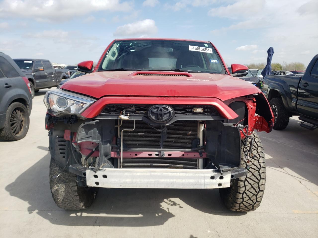 Photo 4 VIN: JTEBU5JR6J5600125 - TOYOTA 4RUNNER 