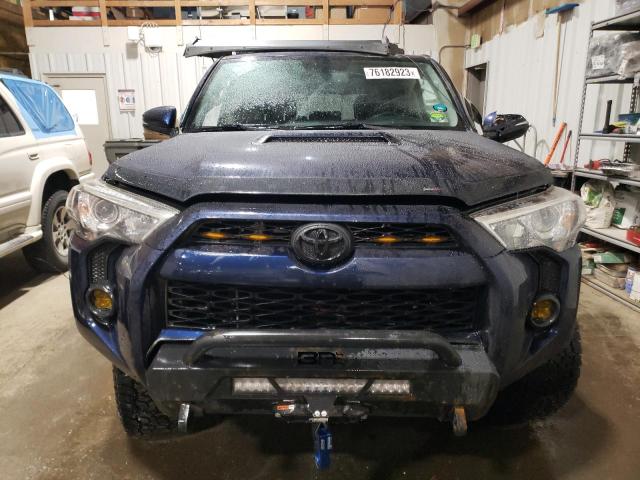 Photo 4 VIN: JTEBU5JR6J5601212 - TOYOTA 4RUNNER 