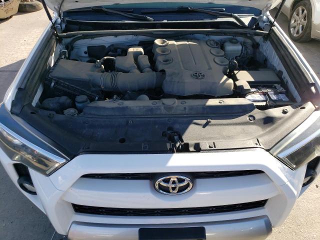 Photo 11 VIN: JTEBU5JR6K5623275 - TOYOTA 4RUNNER SR 