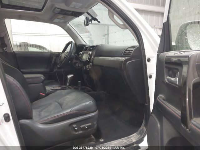 Photo 4 VIN: JTEBU5JR6K5625768 - TOYOTA 4RUNNER 