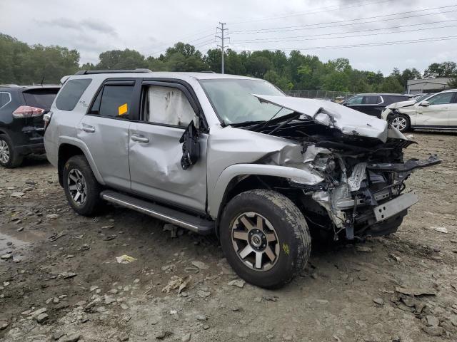 Photo 3 VIN: JTEBU5JR6K5631621 - TOYOTA 4RUNNER 