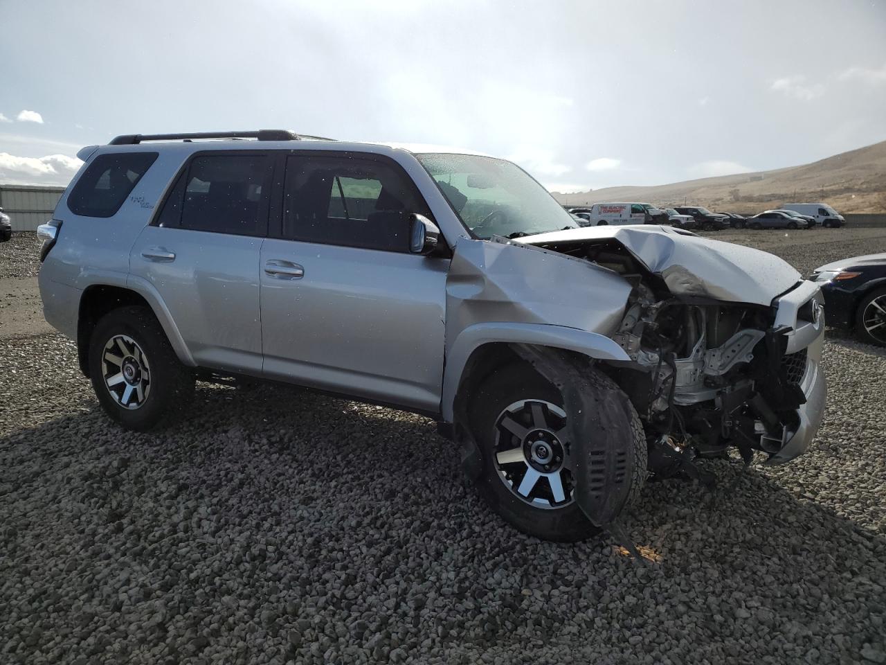 Photo 3 VIN: JTEBU5JR6K5658835 - TOYOTA 4RUNNER 