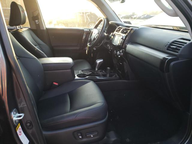 Photo 4 VIN: JTEBU5JR6K5702719 - TOYOTA 4RUNNER SR 