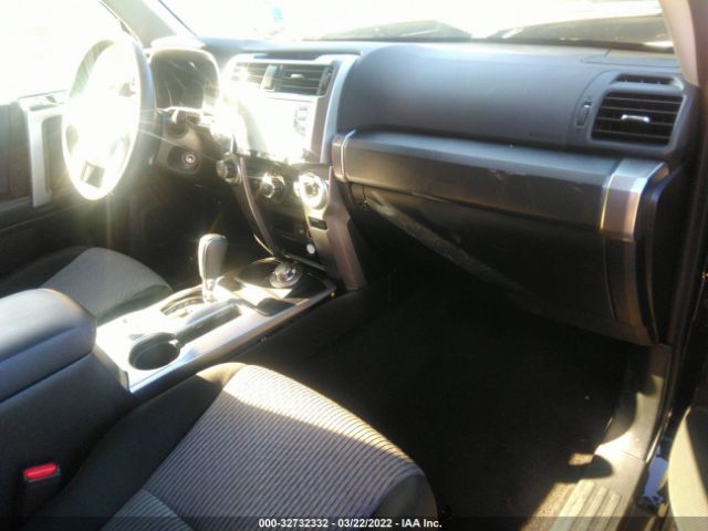 Photo 4 VIN: JTEBU5JR6L5778734 - TOYOTA 4RUNNER 