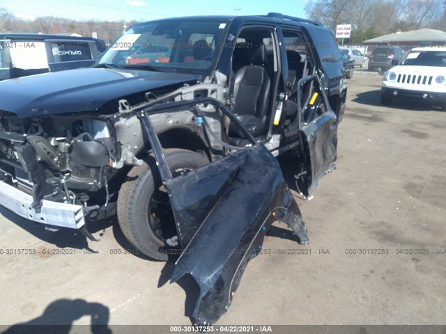 Photo 5 VIN: JTEBU5JR6L5789667 - TOYOTA 4RUNNER 