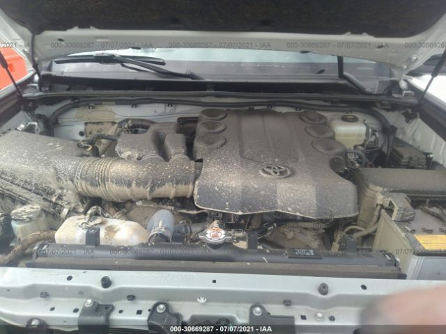 Photo 9 VIN: JTEBU5JR6L5802949 - TOYOTA 4RUNNER 