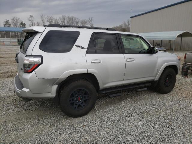 Photo 2 VIN: JTEBU5JR6L5827057 - TOYOTA 4RUNNER SR 