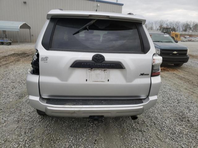 Photo 5 VIN: JTEBU5JR6L5827057 - TOYOTA 4RUNNER SR 