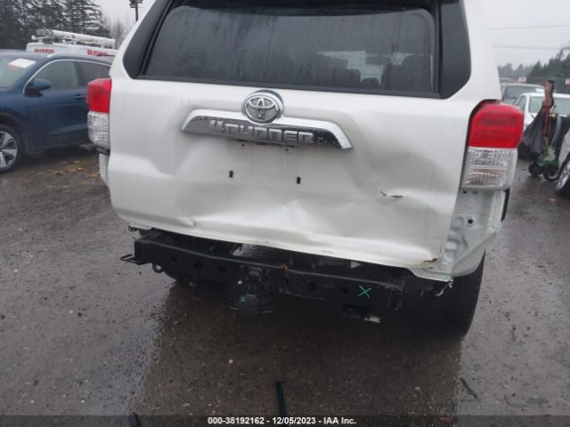 Photo 5 VIN: JTEBU5JR7A5004389 - TOYOTA 4RUNNER 