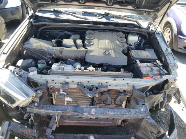 Photo 6 VIN: JTEBU5JR7E5176492 - TOYOTA 4RUNNER SR 