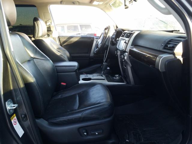 Photo 4 VIN: JTEBU5JR7F5212828 - TOYOTA 4RUNNER SR 