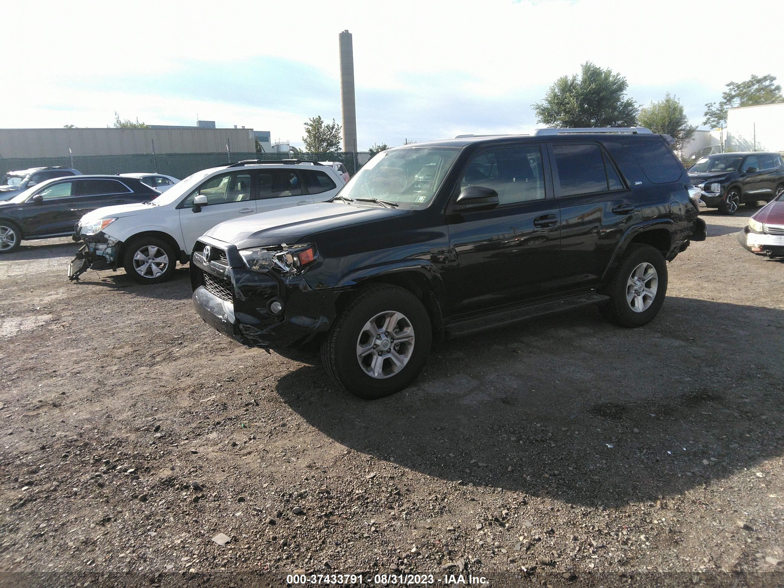 Photo 1 VIN: JTEBU5JR7F5219388 - TOYOTA 4RUNNER 