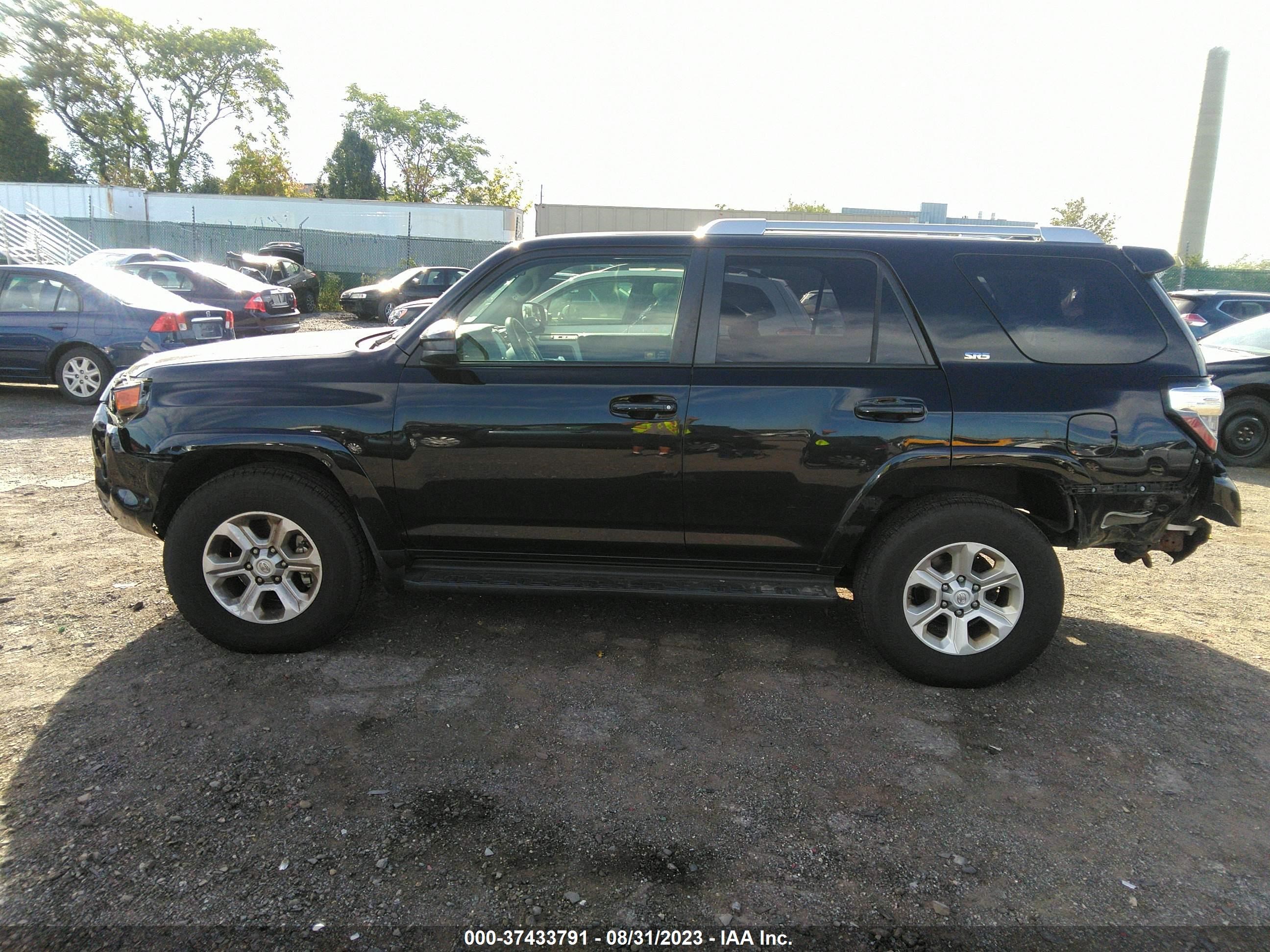 Photo 14 VIN: JTEBU5JR7F5219388 - TOYOTA 4RUNNER 