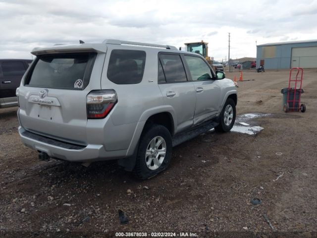 Photo 3 VIN: JTEBU5JR7F5237924 - TOYOTA 4RUNNER 