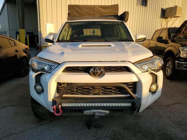 Photo 4 VIN: JTEBU5JR7G5381961 - TOYOTA 4RUNNER SR 