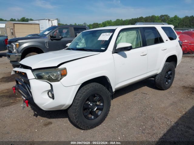 Photo 1 VIN: JTEBU5JR7H5411011 - TOYOTA 4RUNNER 