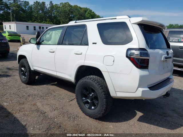 Photo 2 VIN: JTEBU5JR7H5411011 - TOYOTA 4RUNNER 