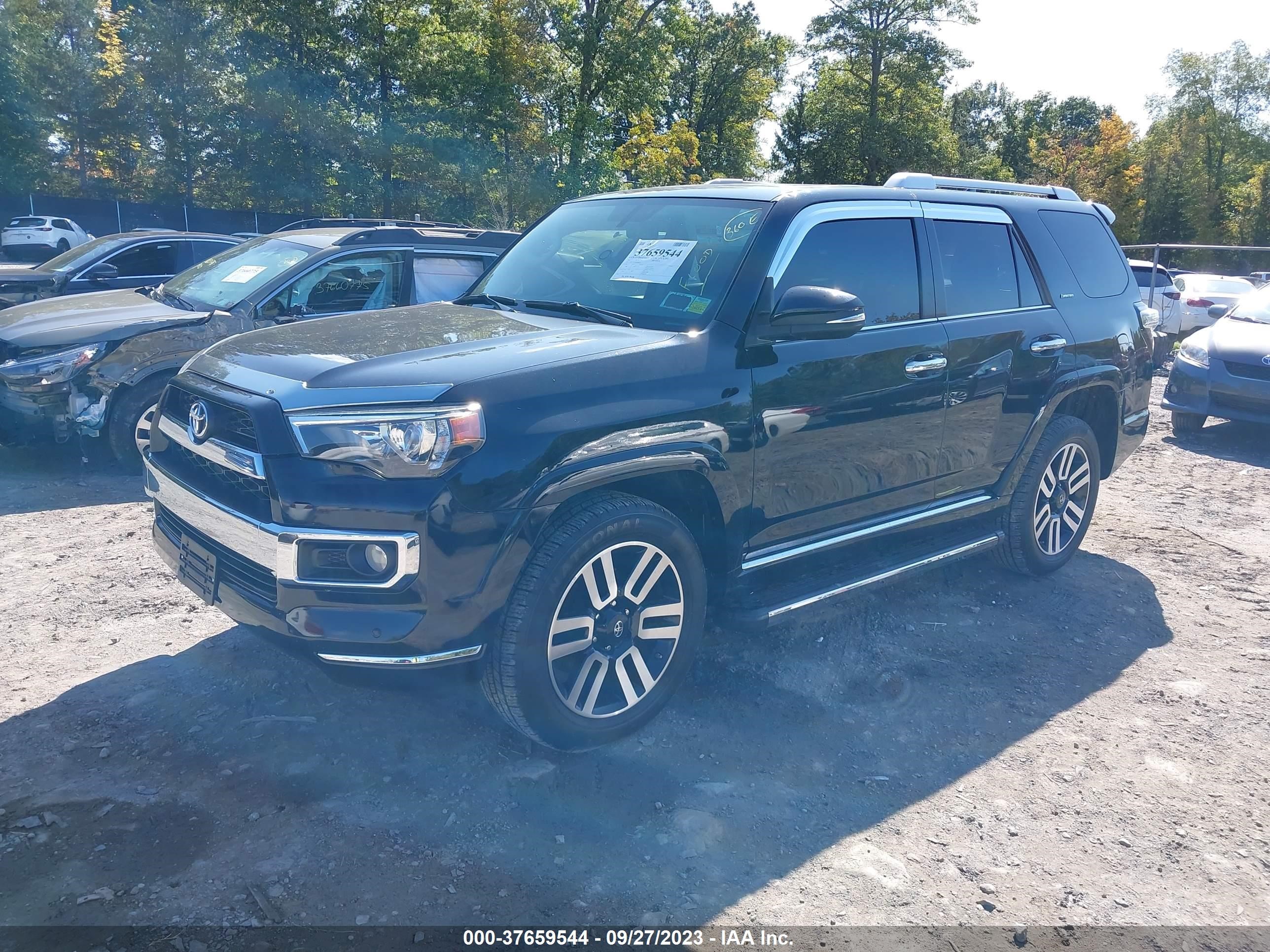 Photo 1 VIN: JTEBU5JR7H5450620 - TOYOTA 4RUNNER 