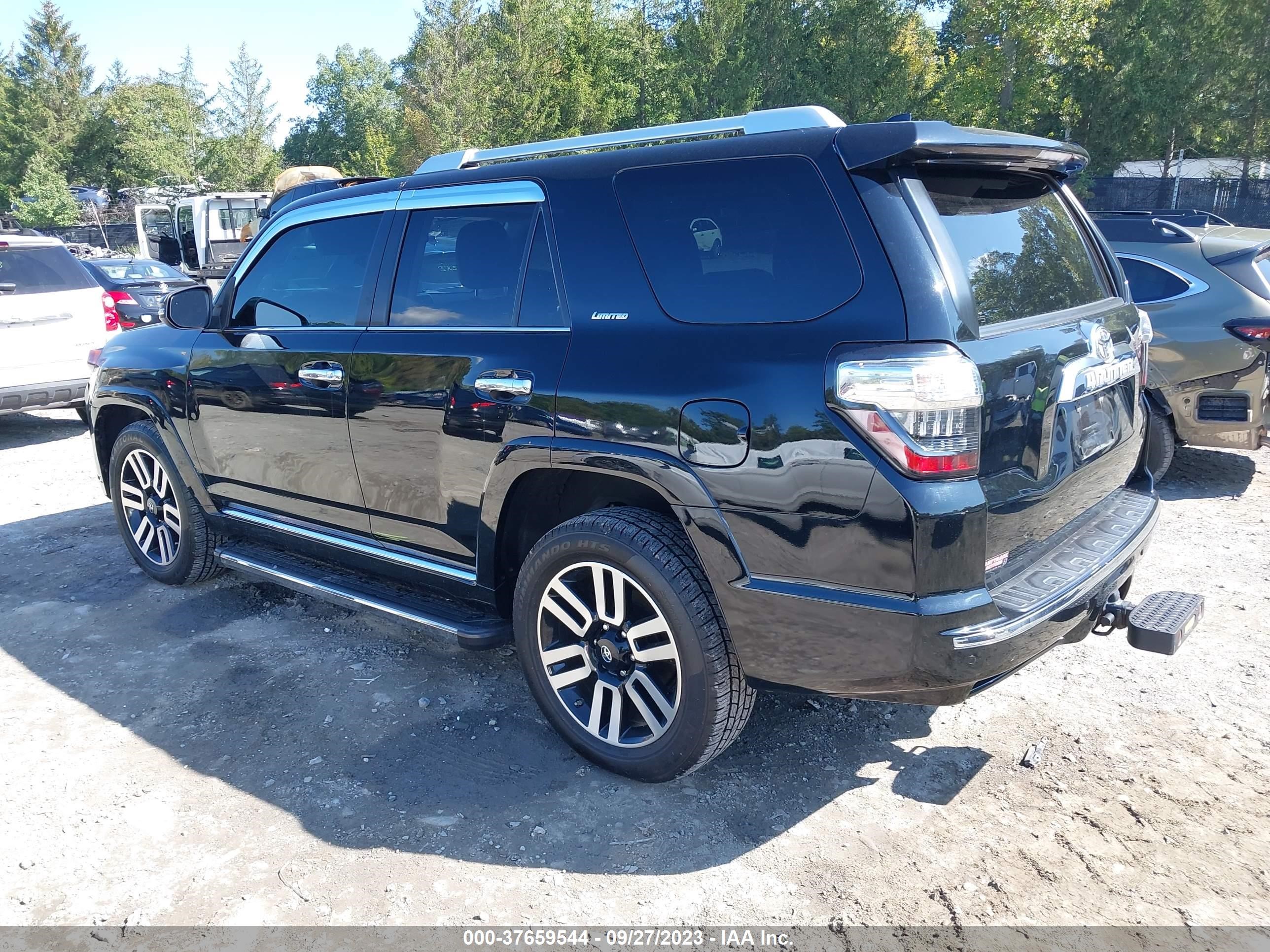 Photo 2 VIN: JTEBU5JR7H5450620 - TOYOTA 4RUNNER 