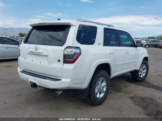 Photo 3 VIN: JTEBU5JR7H5465232 - TOYOTA 4RUNNER 