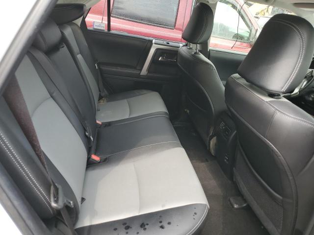 Photo 9 VIN: JTEBU5JR7H5476313 - TOYOTA 4RUNNER SR 