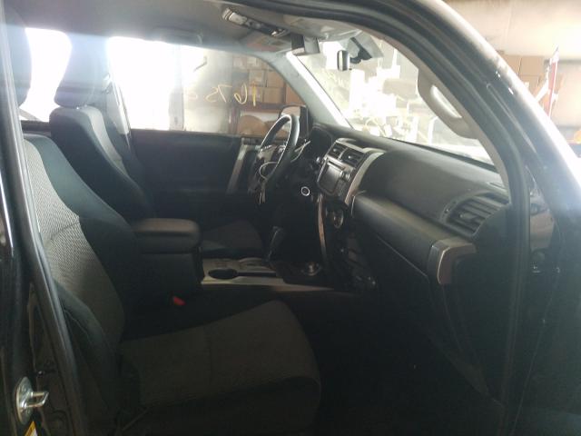 Photo 4 VIN: JTEBU5JR7J5562937 - TOYOTA 4RUNNER SR 