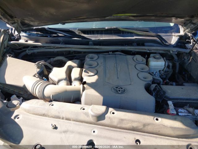 Photo 9 VIN: JTEBU5JR7J5571864 - TOYOTA 4-RUNNER 