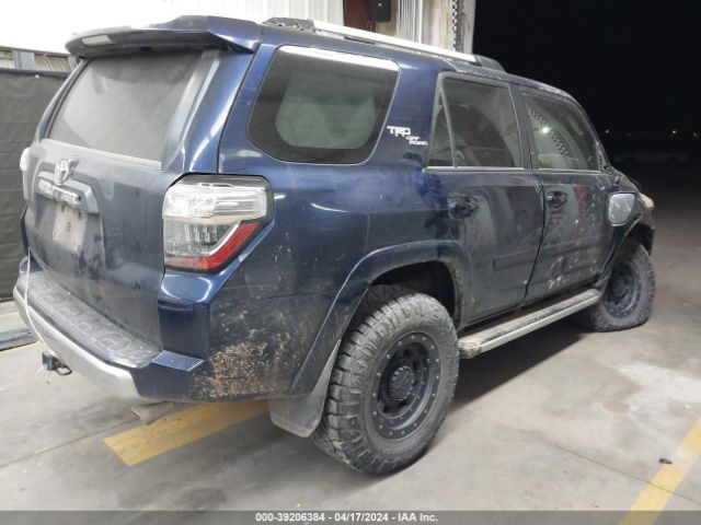 Photo 3 VIN: JTEBU5JR7J5579169 - TOYOTA 4RUNNER 