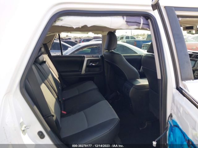 Photo 7 VIN: JTEBU5JR7J5593167 - TOYOTA 4RUNNER 