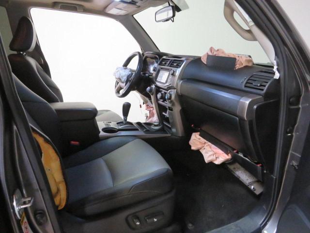 Photo 4 VIN: JTEBU5JR7J5606564 - TOYOTA 4RUNNER SR 