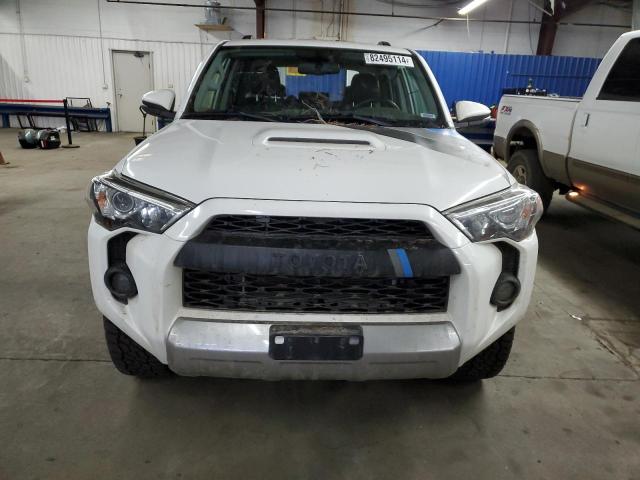 Photo 4 VIN: JTEBU5JR7K5634107 - TOYOTA 4RUNNER SR 