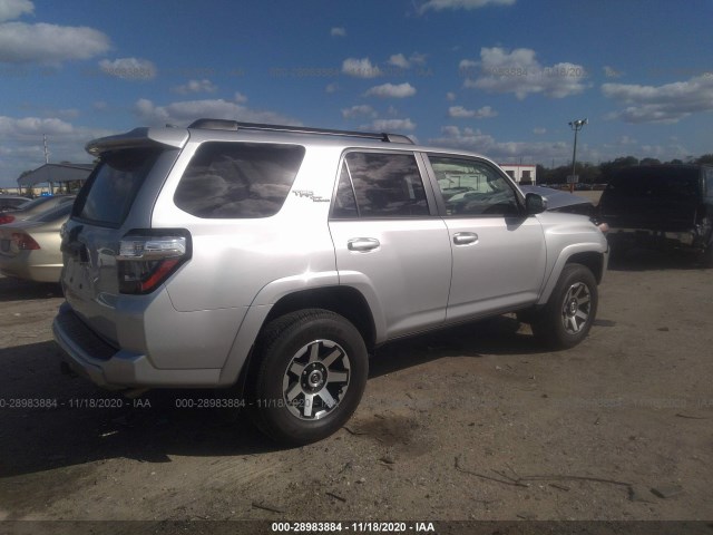 Photo 3 VIN: JTEBU5JR7K5664935 - TOYOTA 4RUNNER 