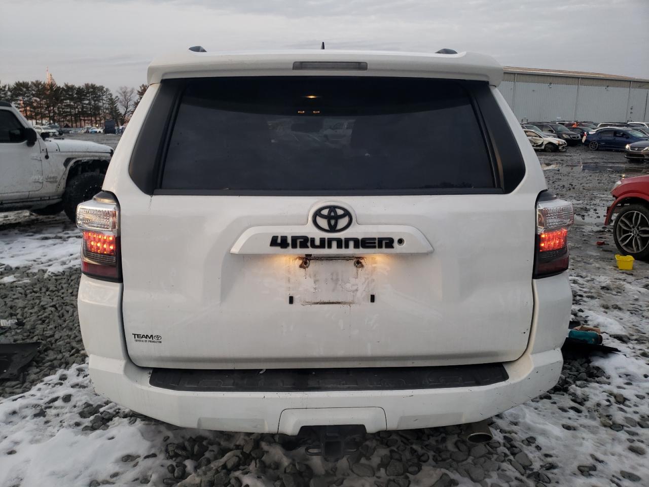 Photo 5 VIN: JTEBU5JR7L5772540 - TOYOTA 4RUNNER 