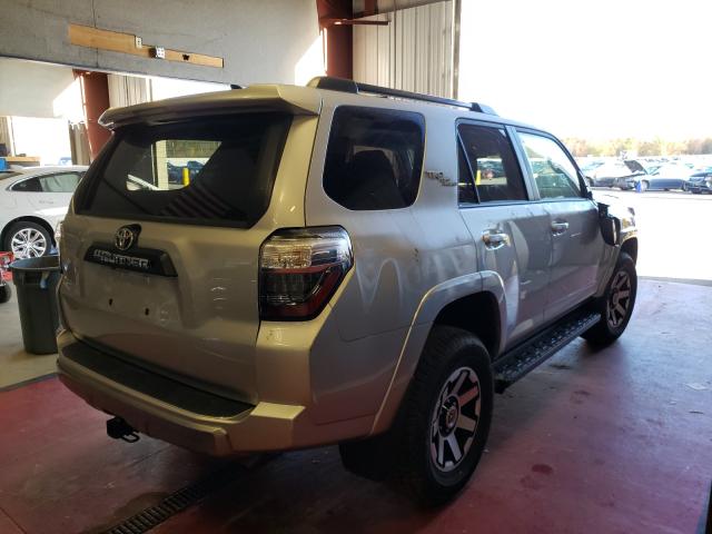 Photo 3 VIN: JTEBU5JR7L5796708 - TOYOTA 4RUNNER SR 