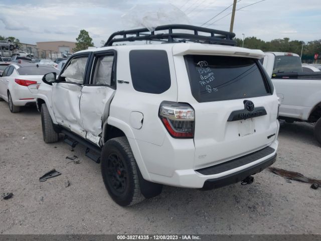 Photo 2 VIN: JTEBU5JR7L5799964 - TOYOTA 4RUNNER 