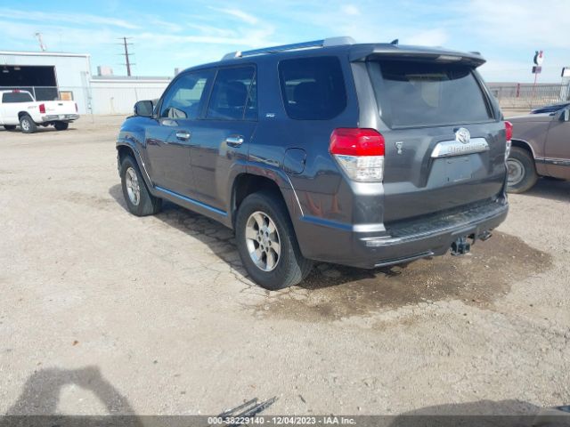 Photo 2 VIN: JTEBU5JR8A5016860 - TOYOTA 4RUNNER 