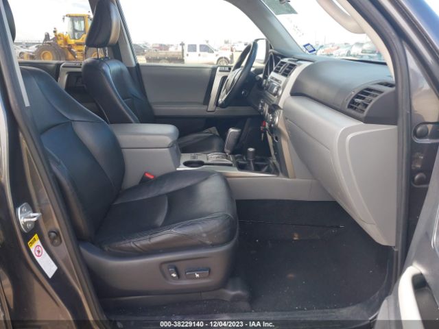 Photo 4 VIN: JTEBU5JR8A5016860 - TOYOTA 4RUNNER 