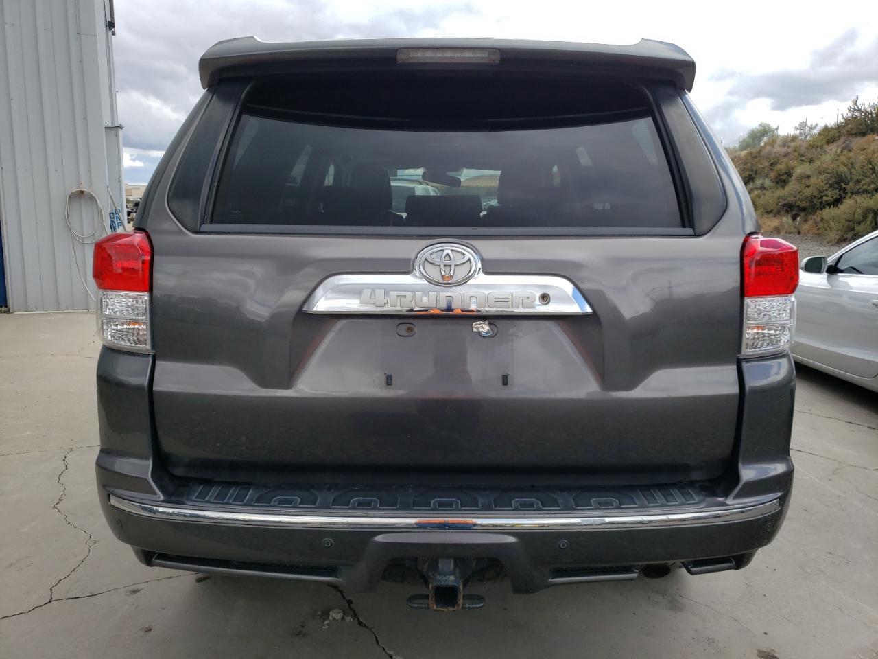 Photo 5 VIN: JTEBU5JR8A5030693 - TOYOTA 4RUNNER 