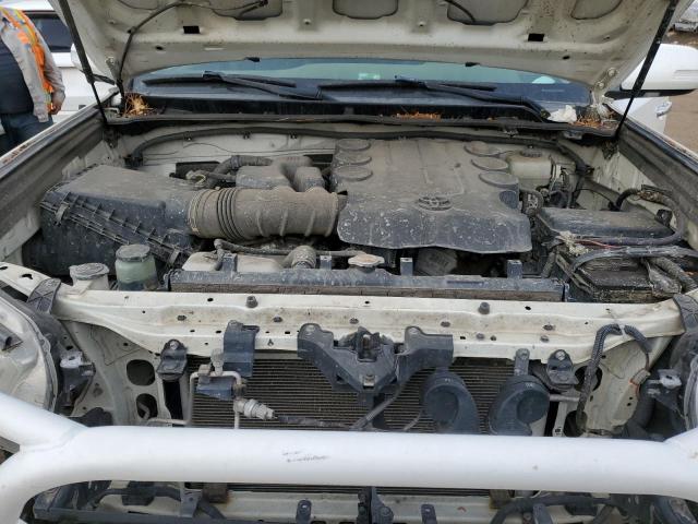 Photo 11 VIN: JTEBU5JR8B5049410 - TOYOTA 4RUNNER 