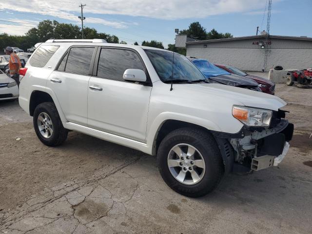 Photo 3 VIN: JTEBU5JR8B5065848 - TOYOTA 4RUNNER SR 