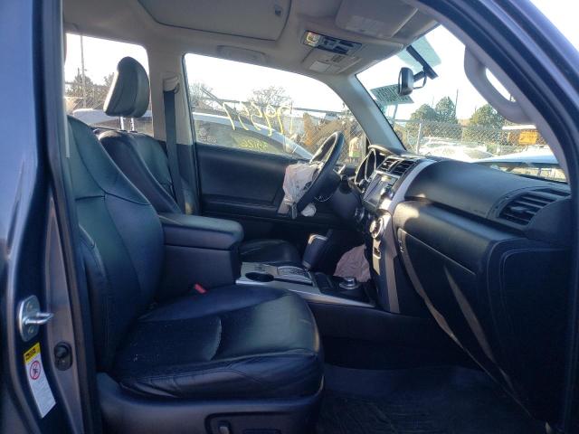 Photo 4 VIN: JTEBU5JR8B5066997 - TOYOTA 4RUNNER SR 