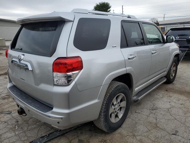 Photo 2 VIN: JTEBU5JR8B5070046 - TOYOTA 4RUNNER SR 