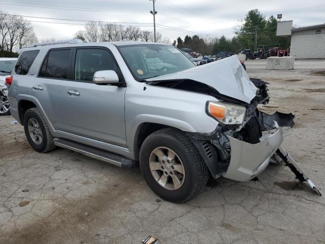 Photo 3 VIN: JTEBU5JR8B5070046 - TOYOTA 4RUNNER SR 