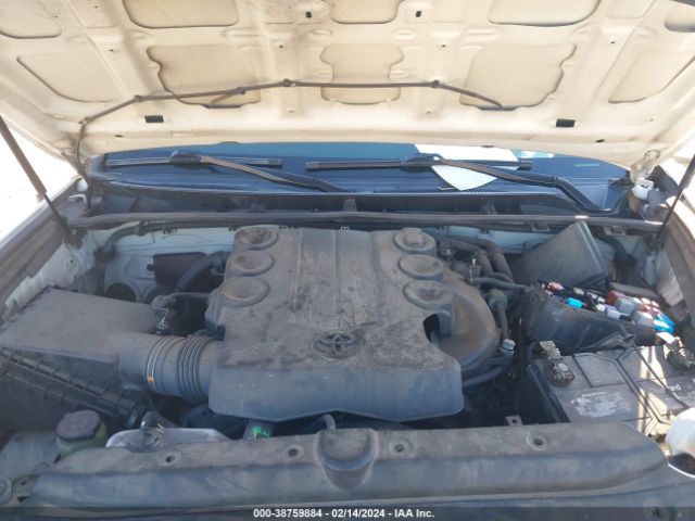 Photo 9 VIN: JTEBU5JR8B5074730 - TOYOTA 4RUNNER 