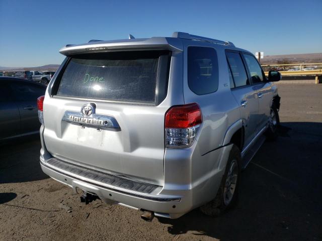 Photo 3 VIN: JTEBU5JR8B5076929 - TOYOTA 4RUNNER SR 