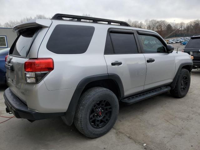 Photo 2 VIN: JTEBU5JR8C5080495 - TOYOTA 4RUNNER SR 